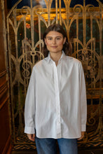 Load image into Gallery viewer, Simmons Button Down AKA The "Perfect" Button Down